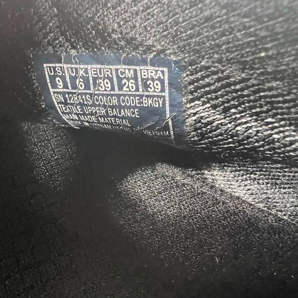 Skechers Memory Foam Women’s Slip On Sneakers Athletic Running Shoes Black US 9 - Picture 8 of 8